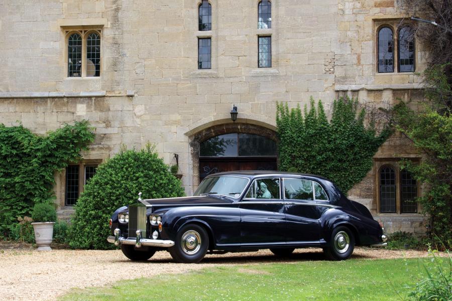 Rolls-Royce Phantom V 7-Passenger Limousine by James Young '1964